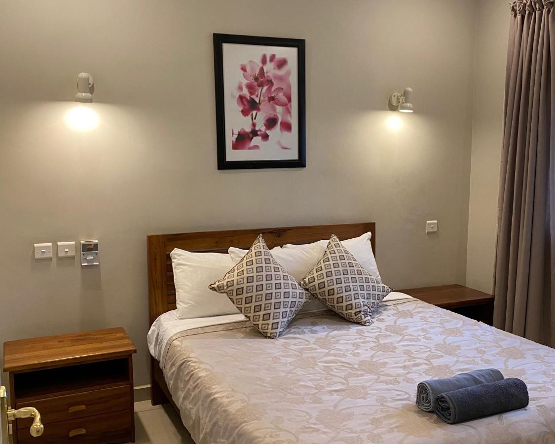 Shakespeare Court Serviced Apartments Лусака Экстерьер фото