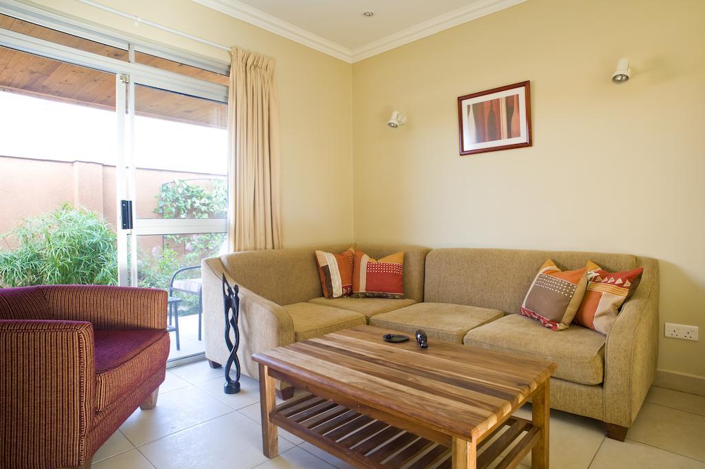 Shakespeare Court Serviced Apartments Лусака Номер фото